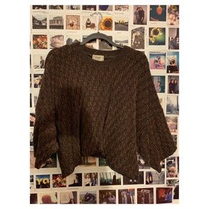 snap by fasinfrankyvintage.com cropped sweater